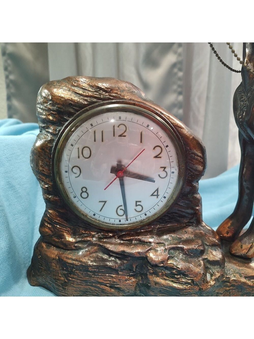 Antique New Haven Mantel Clock – Western Horse Design - Picture 4 of 9